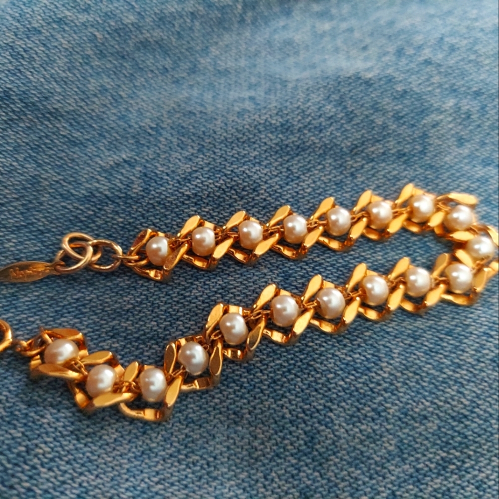 Ladies Bracelet